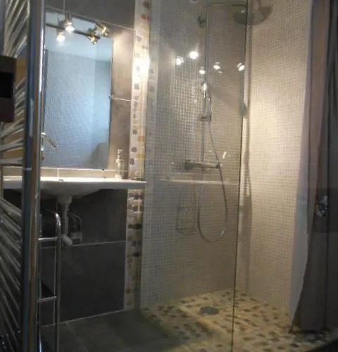 Appartement Avec Jacuzzi Privatif Dans Un Mas Provencal *